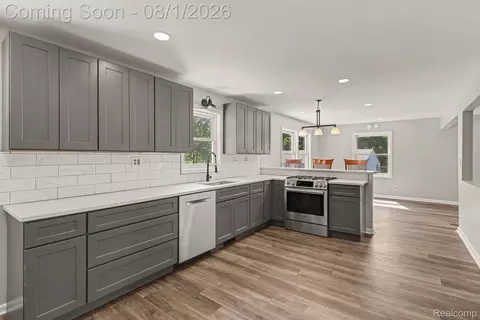 Kitchen - 1253 Harper Rd, Alaiedon, MI 48854 photo 1 of 2
