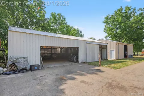 Exterior - 1253 Harper Rd, Alaiedon, MI 48854 photo 6 of 6