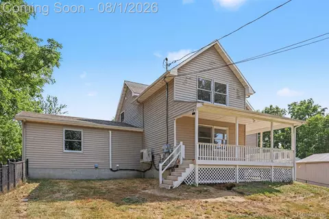 Exterior - 1253 Harper Rd, Alaiedon, MI 48854 photo 2 of 6