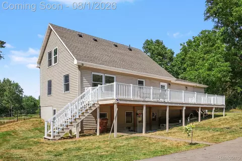 Exterior - 1253 Harper Rd, Alaiedon, MI 48854 photo 4 of 6