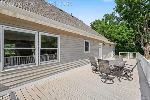 Exterior - 1253 Harper Rd, Alaiedon, MI 48854 photo 5 of 6