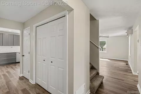 Entry Way - 1253 Harper Rd, Alaiedon, MI 48854 photo 1 of 3