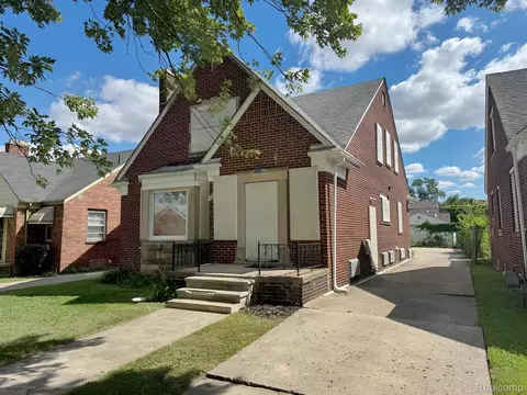 18700 Whitcomb St, Detroit, MI 48235