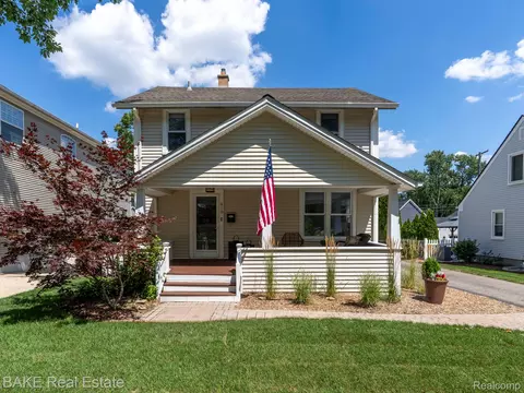 610 Blunk St, Plymouth, MI 48170