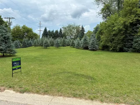 0 Amber Glen Dr, Marion, MI 48843