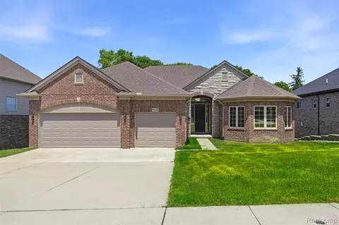 7419 Park Terrace Ln, Shelby Township, MI 48317