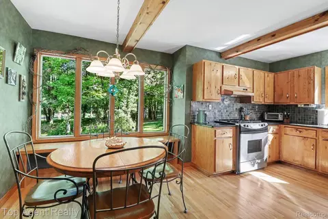 Kitchen - 2411 Farmbrook Trl, Addison, MI 48370 photo 5 of 5