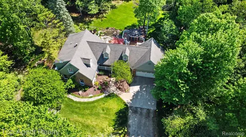 View/Area - 2411 Farmbrook Trl, Addison, MI 48370 photo 1 of 5