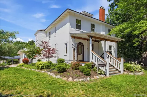 30948 Marquette St, Garden City, MI 48135