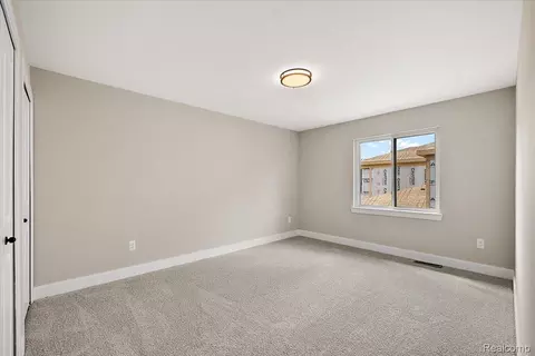 Bedroom - 50419 Arcadia Dr, Macomb, MI 48042 photo 7 of 8