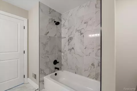 Bath - 50419 Arcadia Dr, Macomb, MI 48042 photo 11 of 11