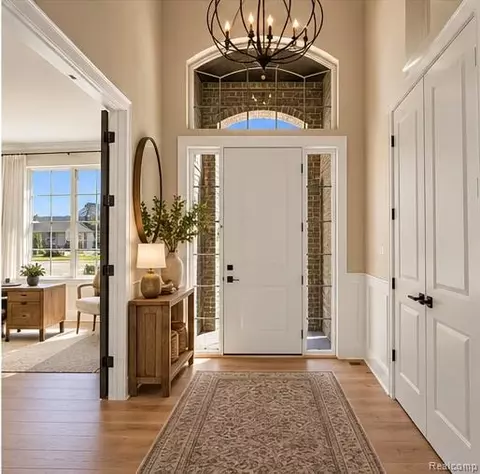 Entry Way - 50419 Arcadia Dr, Macomb, MI 48042 photo 2 of 11