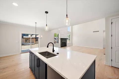 Kitchen - 24462 Sawgrass Dr, Macomb, MI 48042 photo 3 of 3