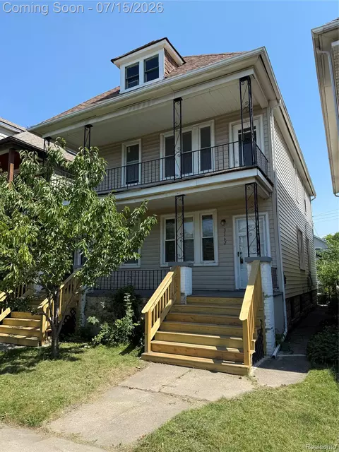 3162 Trowbridge St, Hamtramck, MI 48212