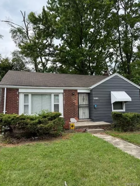 15729 Greenfield Rd, Detroit, MI 48227