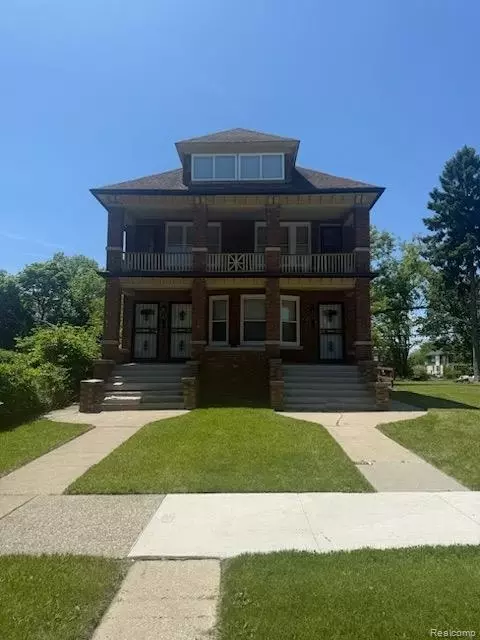 1453 Harding St, Detroit, MI 48214