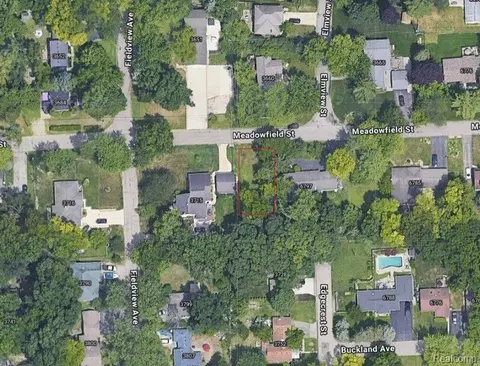 tbd Meadowfield St, West Bloomfield, MI 48324