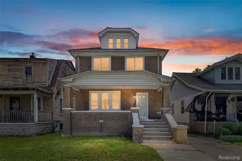 7738 Wykes St, Detroit, MI 48210