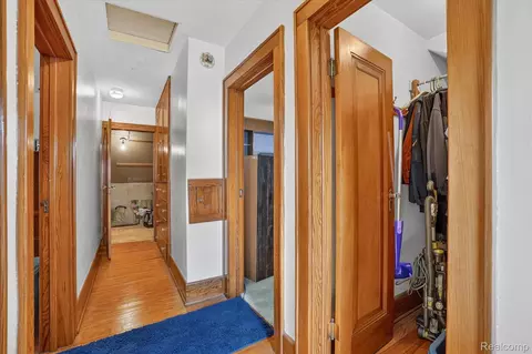 Entry Way - 500 E Vienna St, Clio, MI 48420 photo 4 of 4