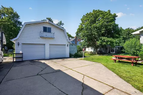 Exterior - 500 E Vienna St, Clio, MI 48420 photo 9 of 10