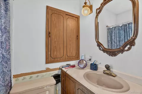 Bath - 500 E Vienna St, Clio, MI 48420 photo 1 of 3