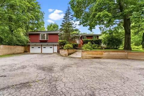 Other - 7313 River Rd, Flushing, MI 48433 photo 2 of 13