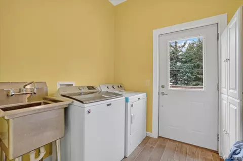 Other - 6524 Kelly Rd, Flushing, MI 48433 photo 11 of 17