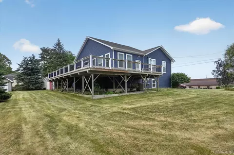 Exterior - 6524 Kelly Rd, Flushing, MI 48433 photo 13 of 13