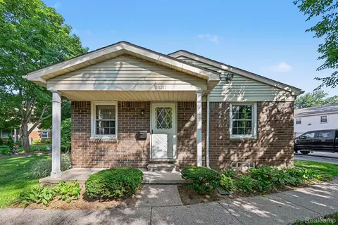 38211 Carolon Blvd, Westland, MI 48185