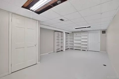 Other - 2356 Pineview Ct, Flint, MI 48433 photo 5 of 7