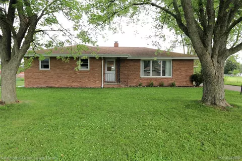 5595 Noreen Dr, Monitor, MI 48706