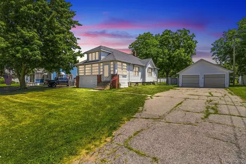 1709 Michigan Ave, Portsmouth, MI 48708