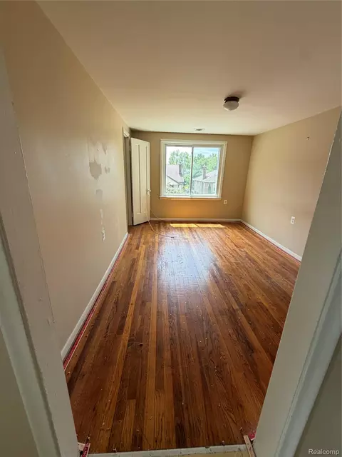 Bedroom - 317 E Maplehurst St E, Ferndale, MI 48220 photo 3 of 5