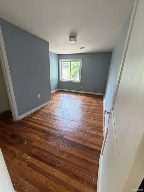Bedroom - 317 E Maplehurst St E, Ferndale, MI 48220 photo 5 of 5