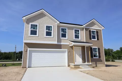34430 Sandpiper Ct, Chesterfield, MI 48047