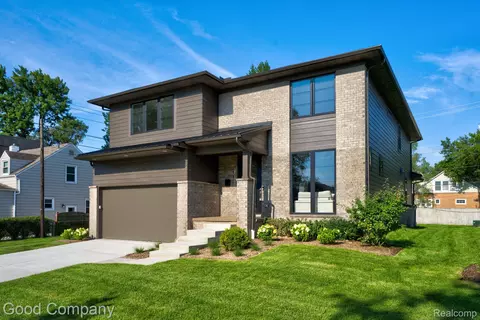 812 Irving Ave, Royal Oak, MI 48067