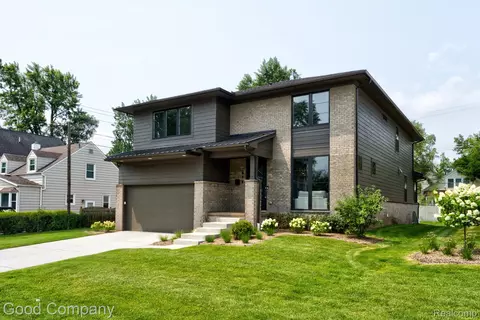 812 Irving Ave, Royal Oak, MI 48067