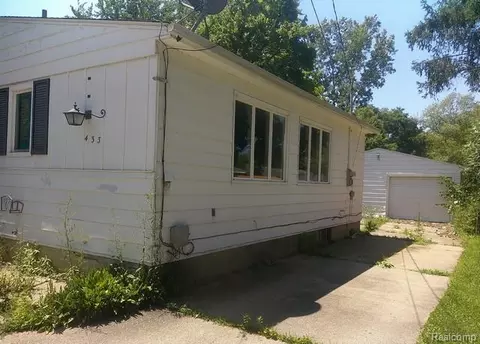 Other - 433 Crestview St, Flushing, MI 48433 photo 4 of 11