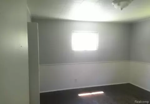 Other - 433 Crestview St, Flushing, MI 48433 photo 9 of 11