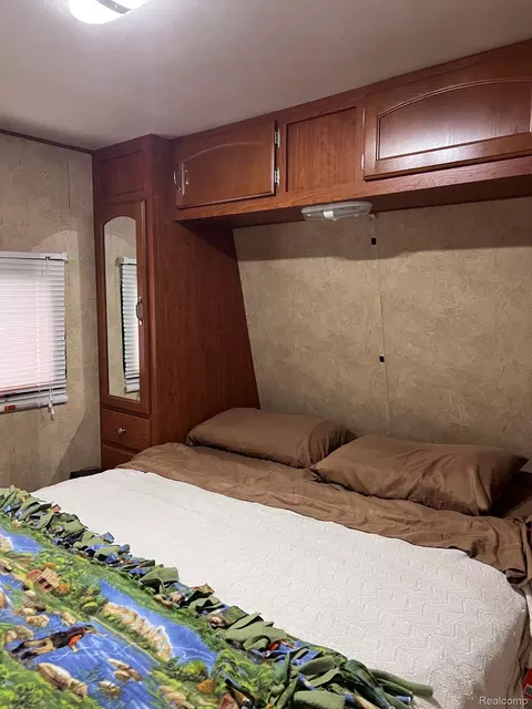 Bedroom - 10001 Goodall Rd, Durand, MI 48429 photo 1 of 1