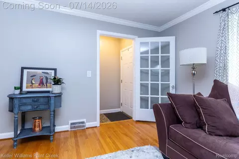 Entry Way - 1466 Hampton Rd, Grosse Pointe Woods, MI 48236 photo 1 of 1