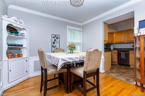 Dining - 1466 Hampton Rd, Grosse Pointe Woods, MI 48236 photo 1 of 2