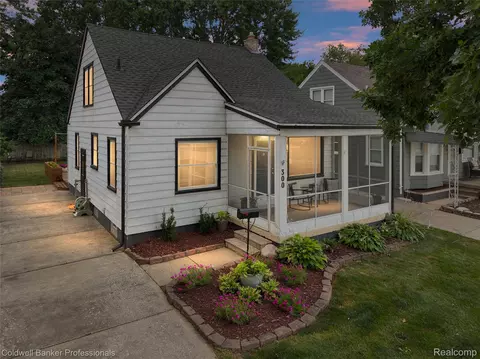 300 S Minerva Ave, Royal Oak, MI 48067