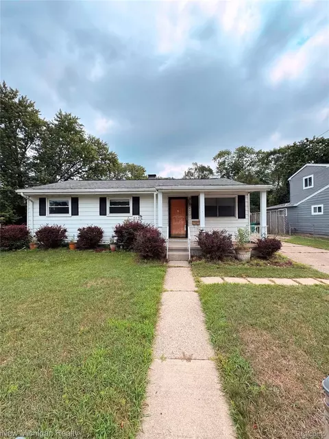 2773 Woodruff Ln, Ypsilanti, MI 48198