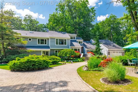 Other - 29474 E River Rd, Grosse Ile, MI 48138 photo 2 of 26