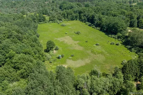 000 Applegate Rd, Washington, MI 48401 photo 6