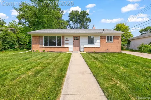 8385 Hillcrest Blvd, Westland, MI 48185