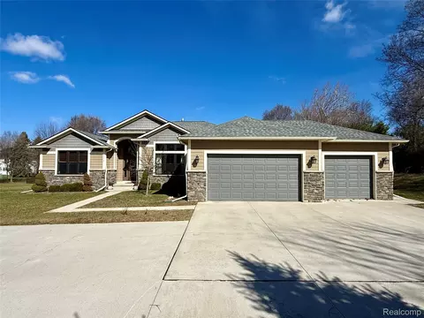 3510 Textile Rd, Lodi, MI 48176