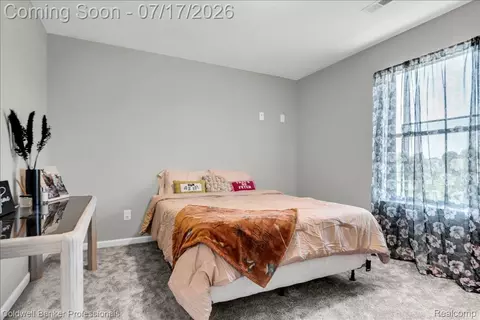Bedroom - 417 Constitution Ave, Brooklyn, MI 49230 photo 3 of 6