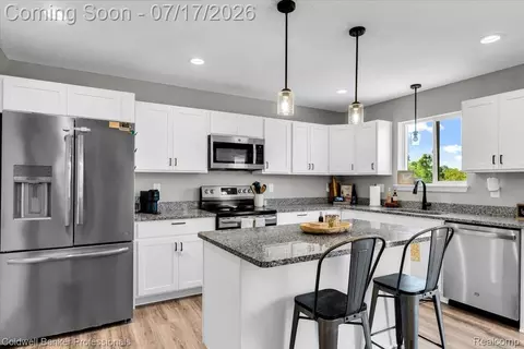 Kitchen - 417 Constitution Ave, Brooklyn, MI 49230 photo 1 of 2